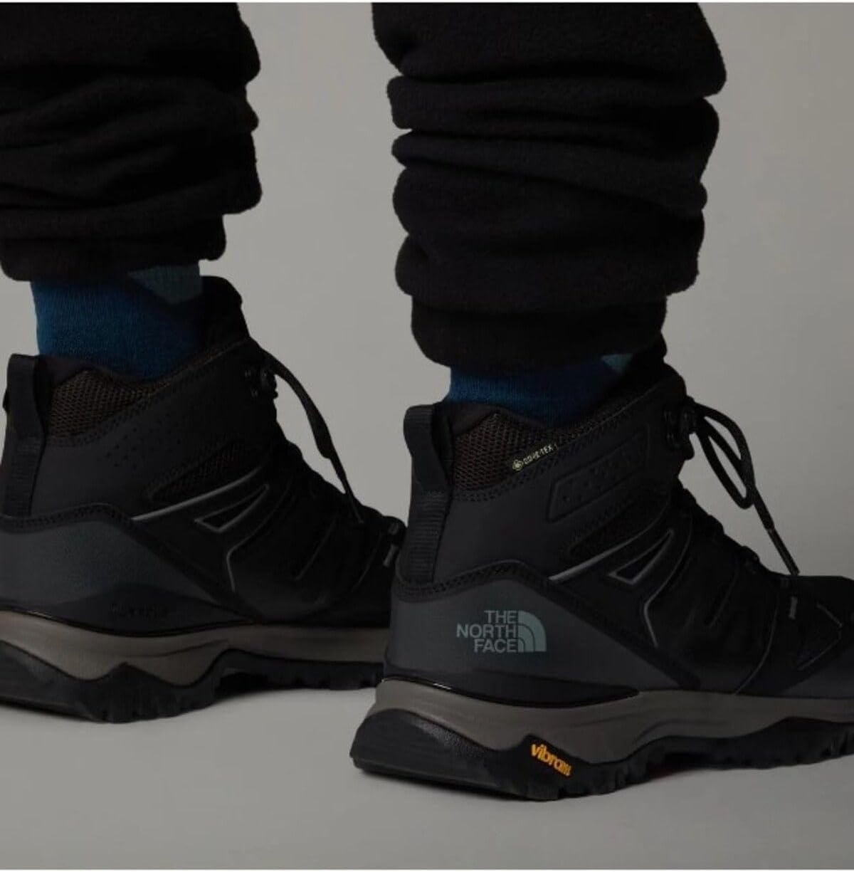 imageThe North Face Hedgehog Mid GoreTEXTnf BlackAsphalt Grey