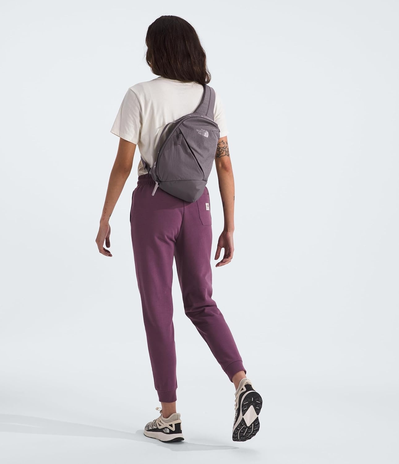 imageTHE NORTH FACE Womens Isabella SIing Slim Carry Crossbody Bag With Large Main Compartment Water RepellentLunar Stone Dark HeatherLunar Stone