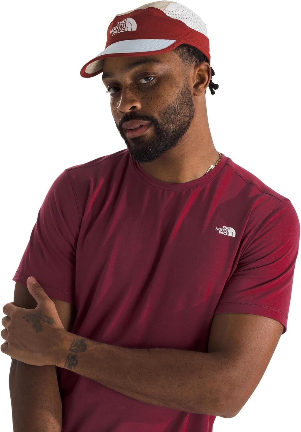 image:imageTHE NORTH FACE Mens Adventure Tee Lightweight amp Stretchy Shirt With Setin Sleeves amp Heat Transfer LogoBeetroot
