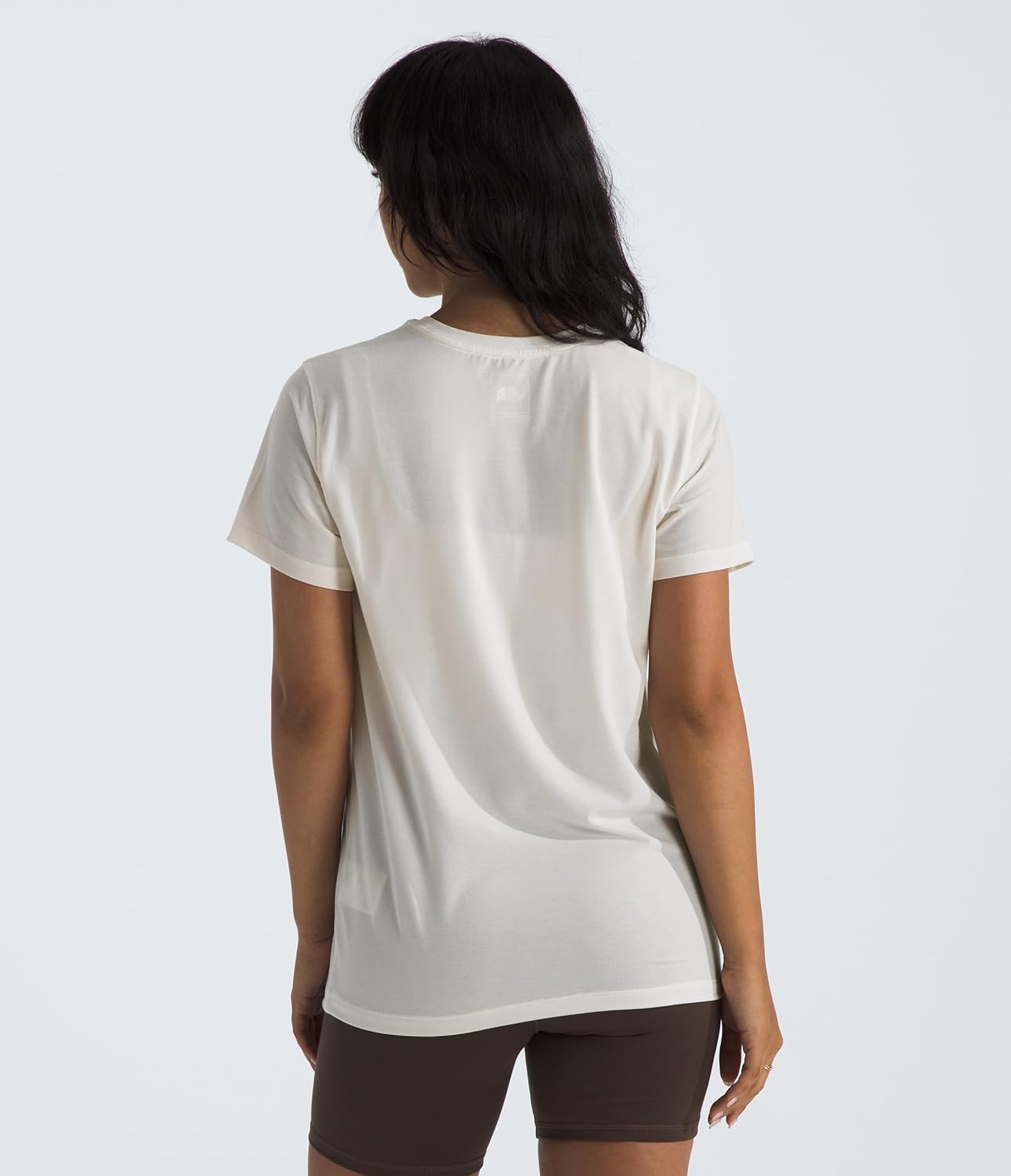 image:imageTHE NORTH FACE Womens Adventure Tee Shortsleeve Crewneck With Moisture Wicking Fabric Setin SleevesWhite Dune