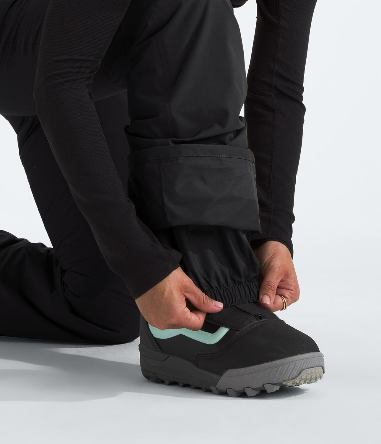 image:imageTHE NORTH FACE Womens Freedom Insulated Bib Standard amp Plus Size Waterproof Ski amp Snowboard Overalls Mesh VentingTnf Blacknpf