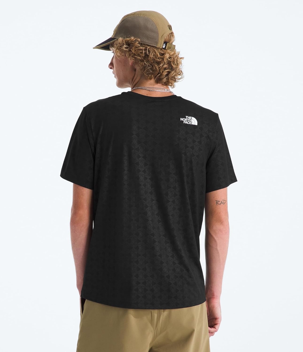 image:imageThe North Face Mens 247 Pentadome Embossed Short Sleeve Tee Regular Fit TShirt with MoistureWicking Flashdry TechTnf Black