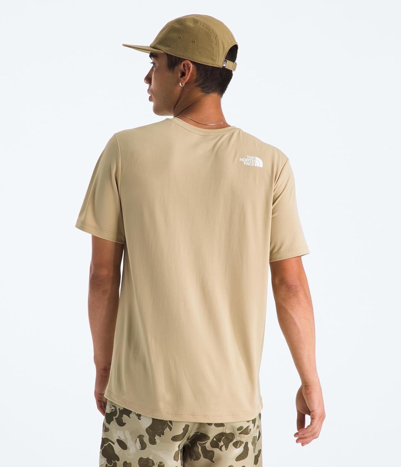 image:imageThe North Face Mens 247 ShortSleeve Tee Lightweight Athletic Shirt with Flashdry Technology amp Heat Transfer LogoKhaki Stone