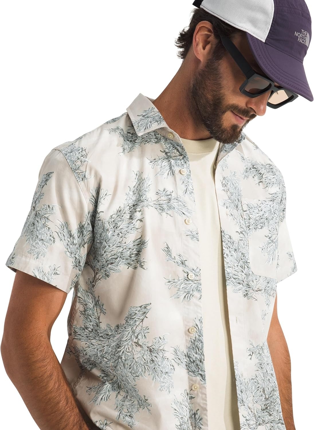 image:imageThe North Face Mens Short Sleeve Baytrail Pattern ButtonDown Shirt Soft Cotton TShirt Chest PocketDesert Stone Big Sagebrush Print