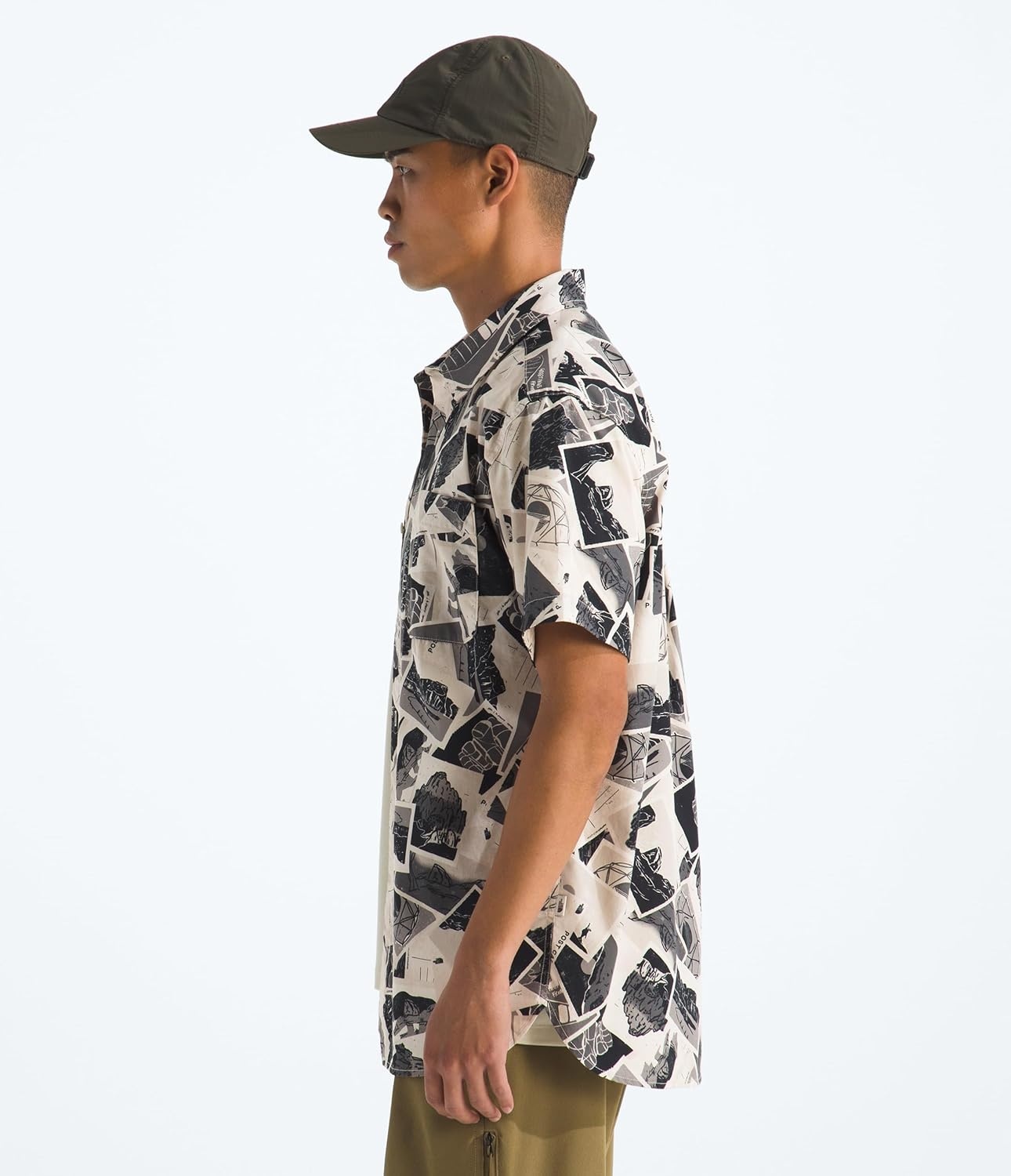 image:imageThe North Face Mens Short Sleeve Baytrail Pattern ButtonDown Shirt Soft Cotton TShirt Chest PocketDesert Stone Tnf Postcards Print