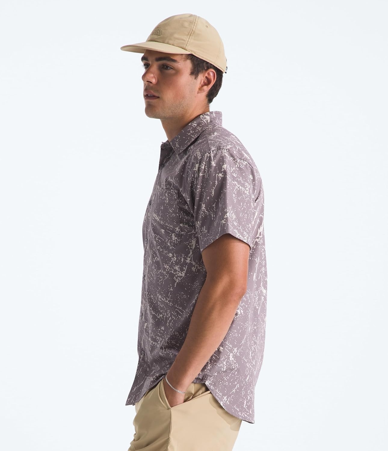 image:imageThe North Face Mens Short Sleeve Baytrail Pattern ButtonDown Shirt Soft Cotton TShirt Chest PocketTranscendent Grey Rock Texture Print