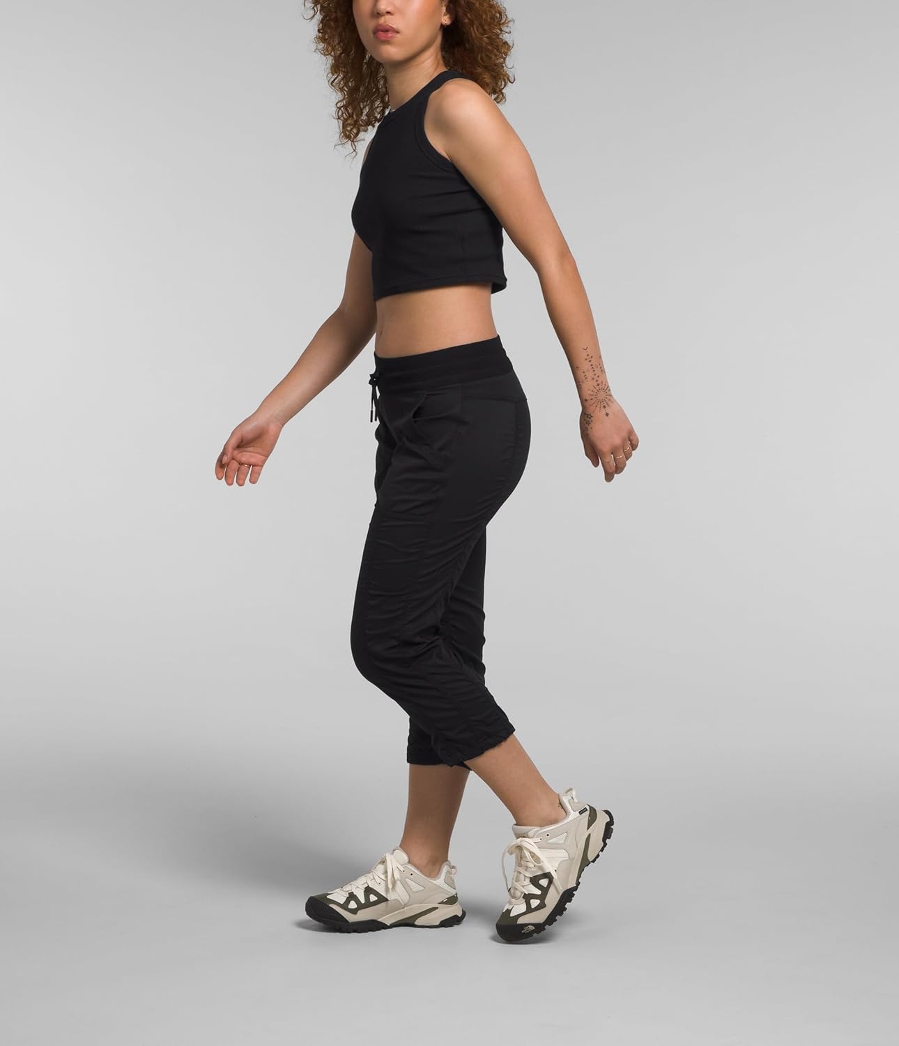 image:imageThe North Face Womens Aphrodite 20 Capri Moisture Wicking Water Repellent Finish UPF 40 ProtectionTnf Black