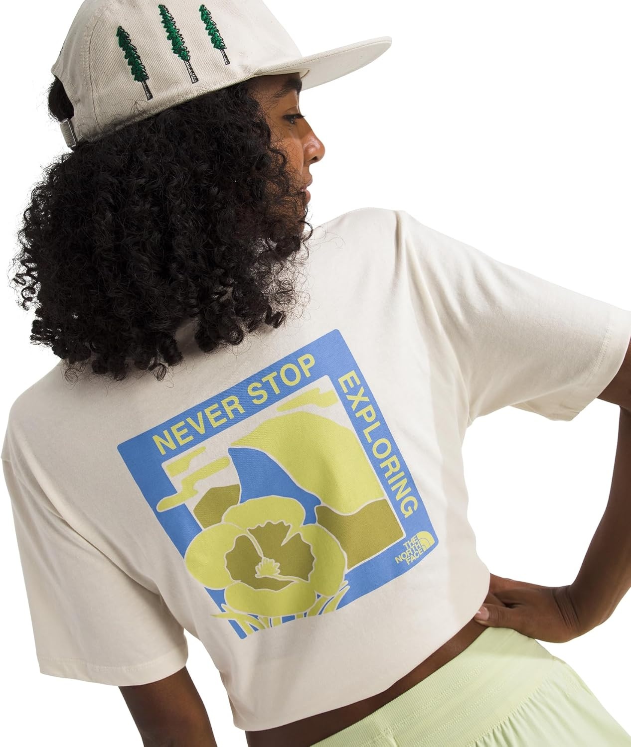 image:imageThe North Face Womens Wildflower Trails ShortSleeve Tee Casual Stylish Graphic TShirt Relaxed Fit Soft Cotton FabricWhite Dune