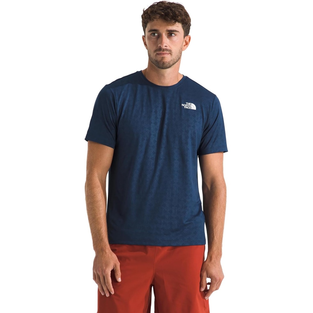 image:imageThe North Face Mens 247 Pentadome Embossed Short Sleeve Tee Regular Fit TShirt with MoistureWicking Flashdry TechEstate Blue