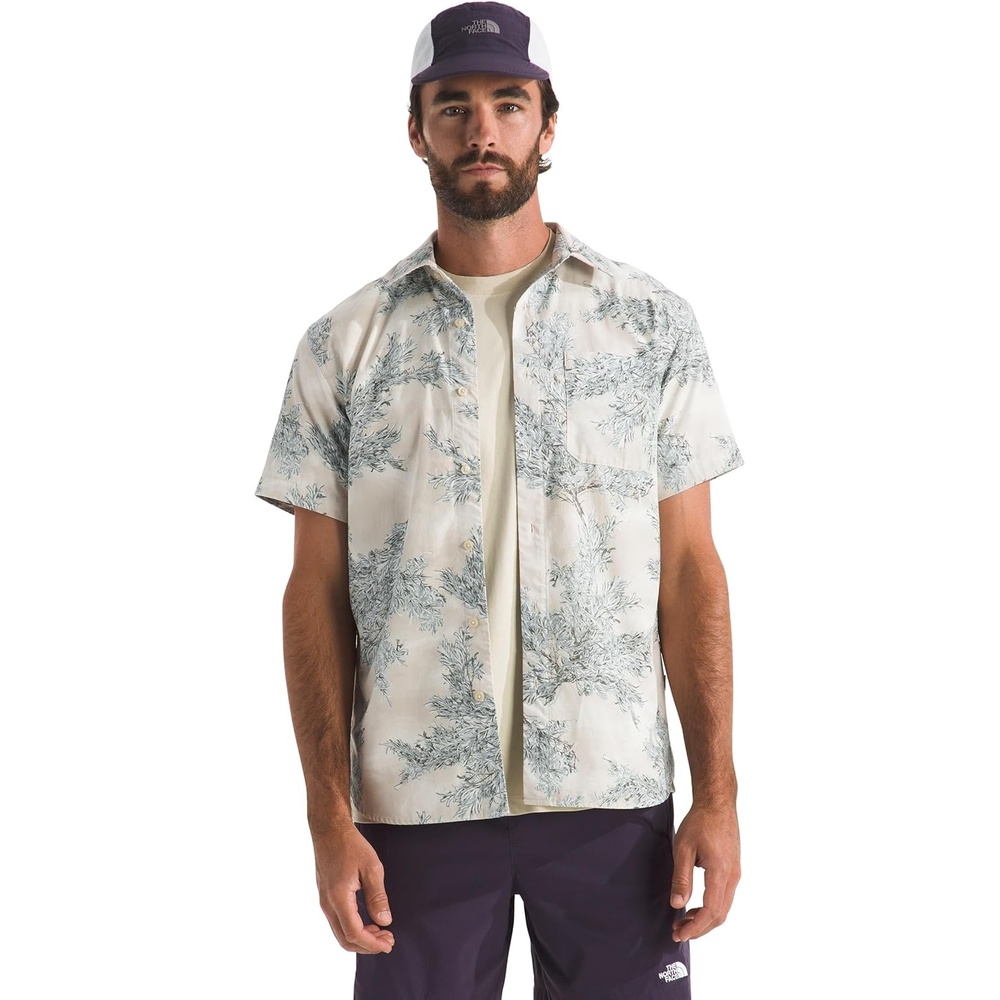 image:imageThe North Face Mens Short Sleeve Baytrail Pattern ButtonDown Shirt Soft Cotton TShirt Chest PocketDesert Stone Big Sagebrush Print