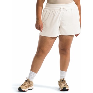 The North Face Limitless Run Shorts(White Dune)