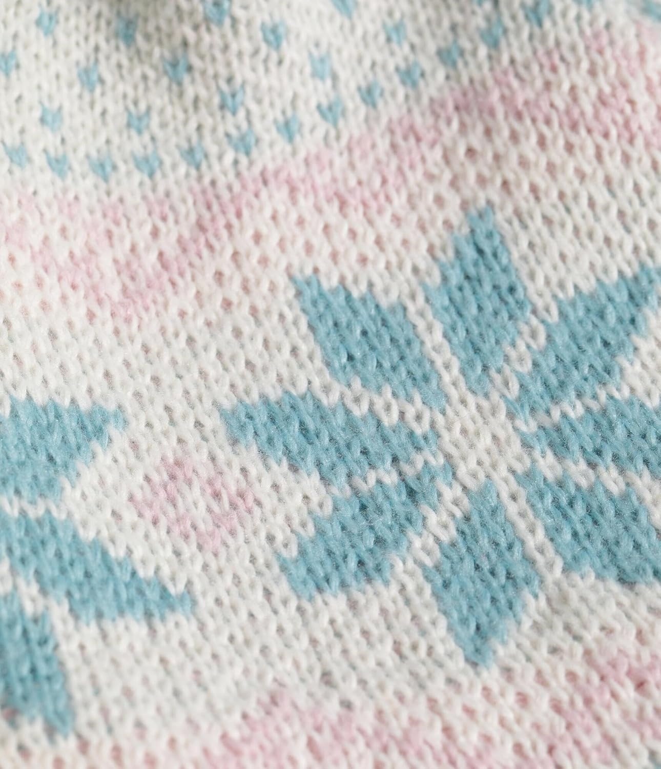 image:imageTHE NORTH FACE Kids Cabin Ski Tuke Winter Hat With Novelty Jacquard Graphic Sustainable Fabric Removable PomWhite Dune Jacquard