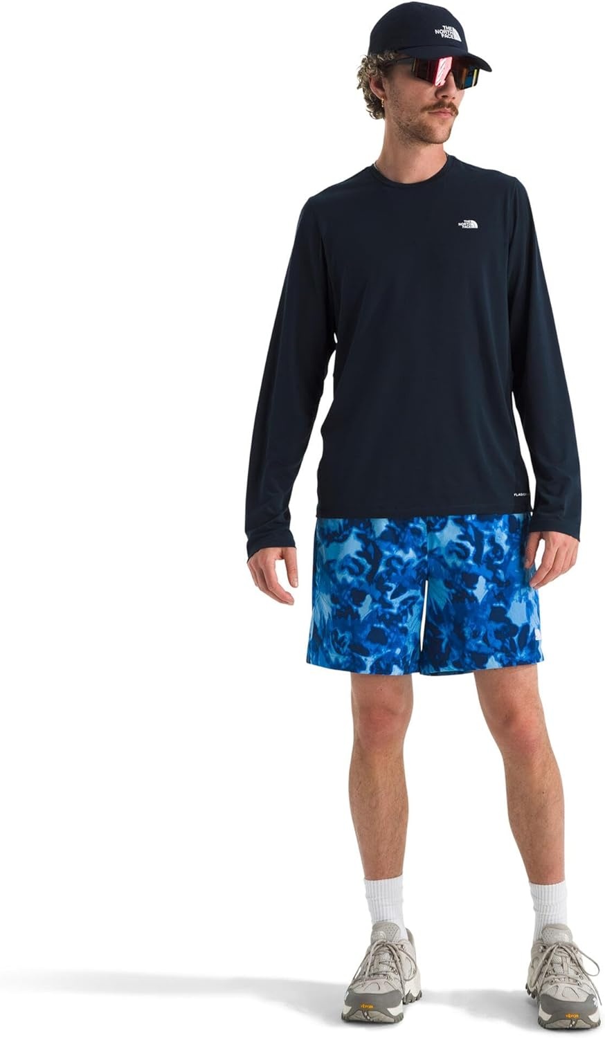image:imageThe North Face Mens Adventure LongSleeve Tee Lightweight amp Breathable Shirt UPF 40 Sun Protection SnagResistantSummit Navy