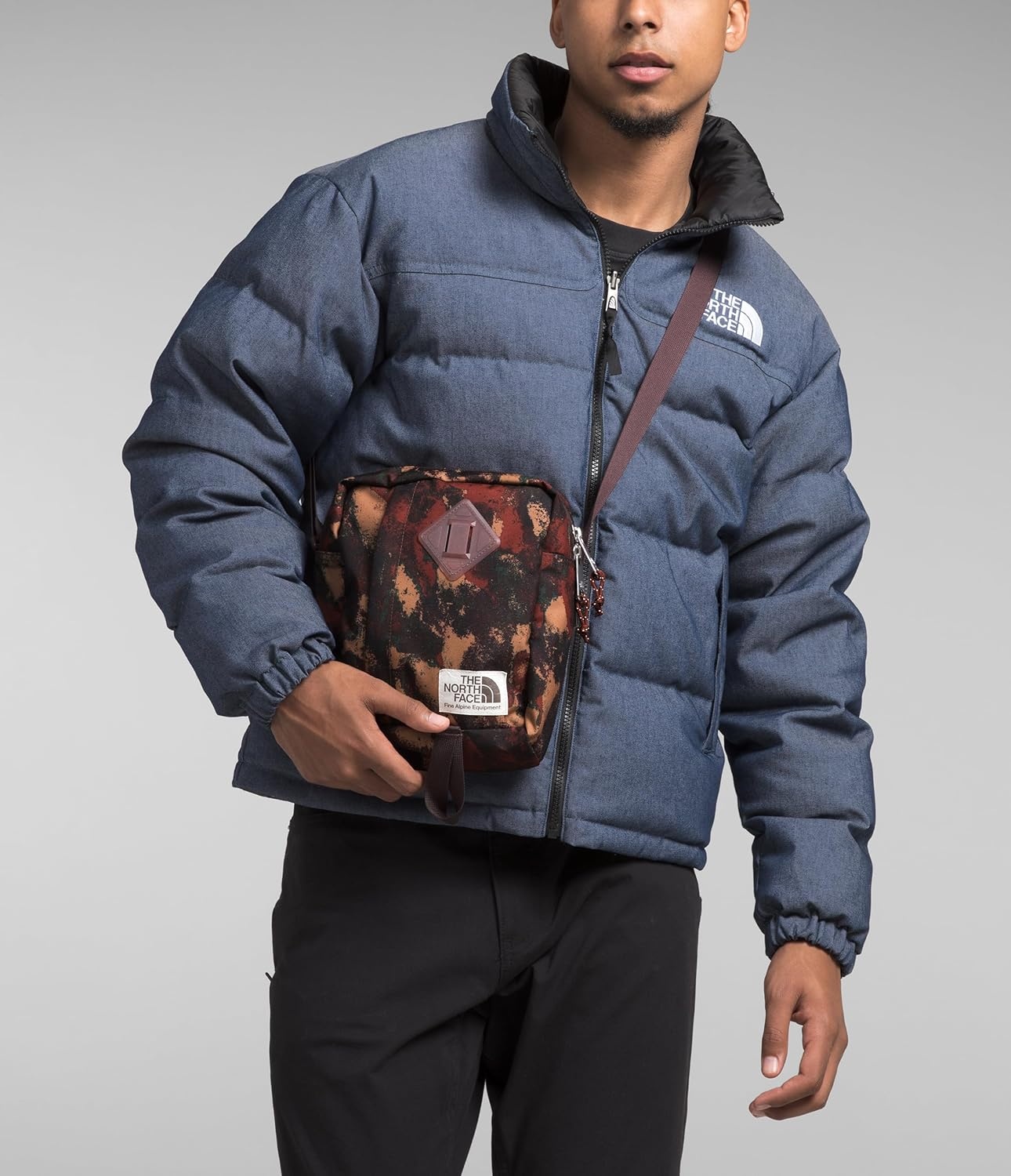 image:imageTHE NORTH FACE Berkeley Crossbody Bag Adjustable Strap Waterrepellent Finish Internal Divider amp External PocketBrandy Brown Evolved Texture PrintBrandy Brown