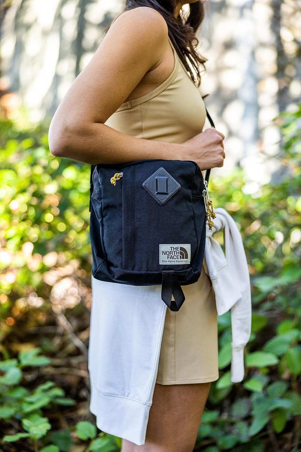 image:imageTHE NORTH FACE Berkeley Crossbody Bag Adjustable Strap Waterrepellent Finish Internal Divider amp External PocketTnf BlackMineral Gold