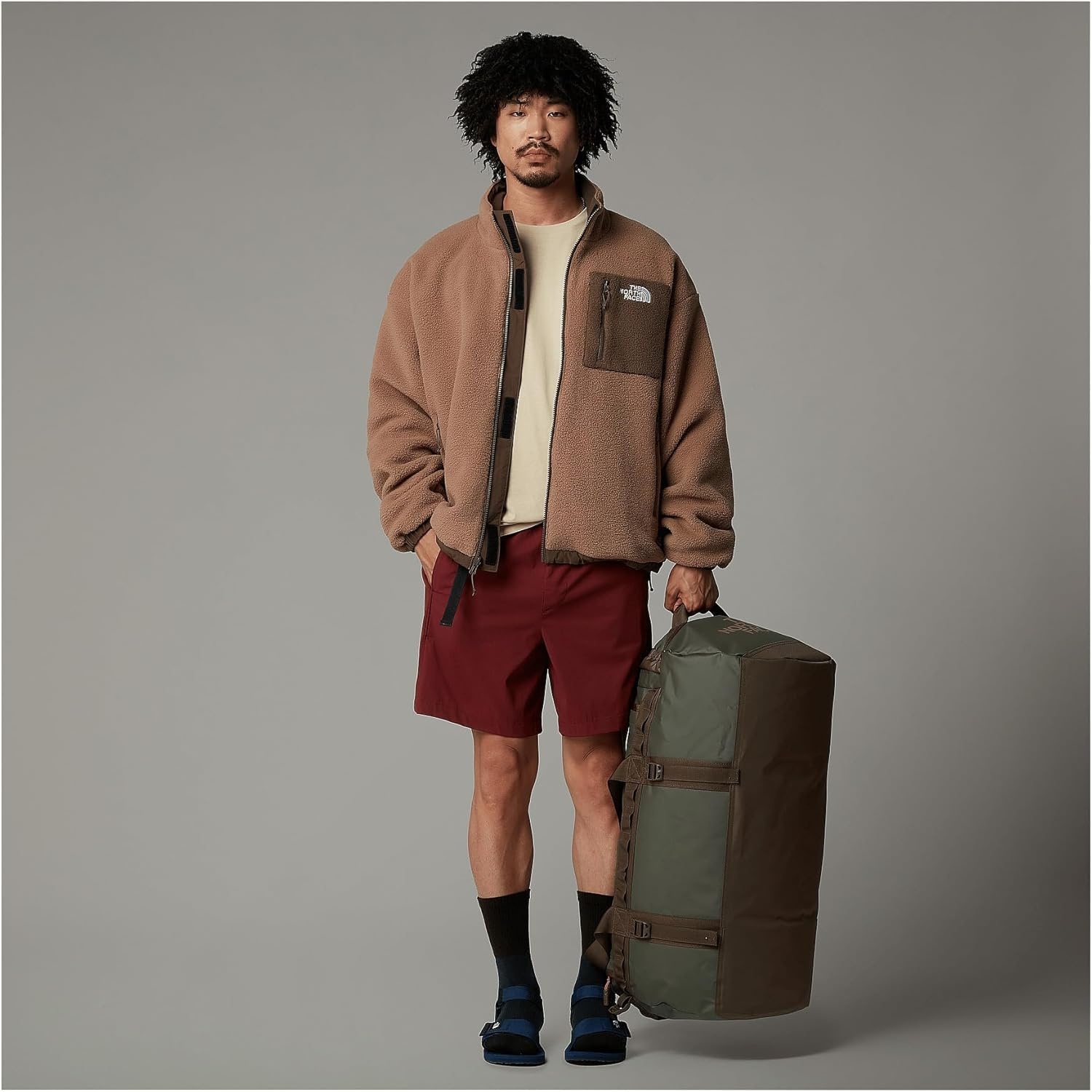 image:imageTHE NORTH FACE Mens Yumiori Reversible Jacket Water amp Wind Resistant Internal Cinch Cord Elastic Cuffs amp Zip PocketsSmokey BrownLatte