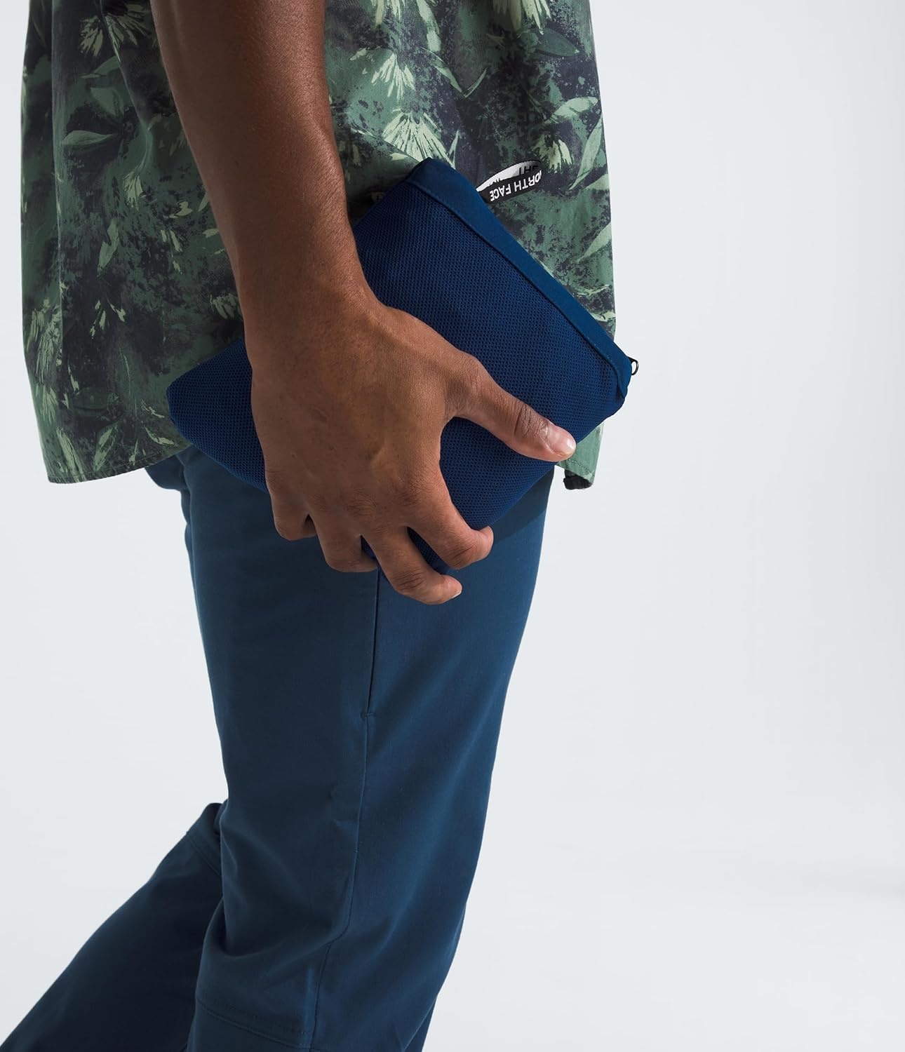 image:imageThe North Face Rolling Sun Packable 9 Hybrid ShortsEstate Blue